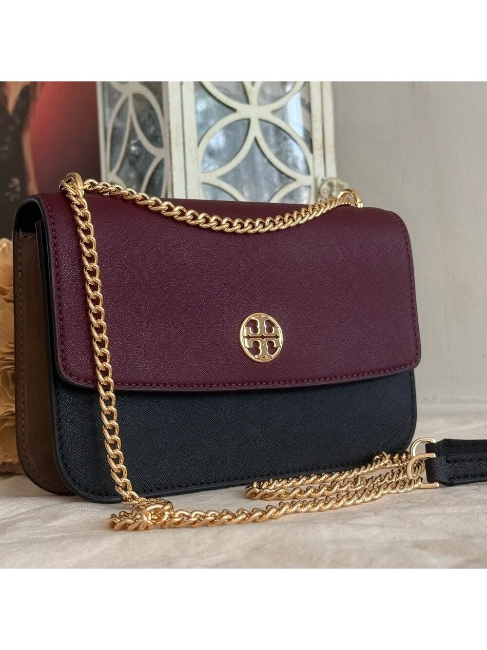 New Tory Burch COLOR-BLOCK SHOULDER
BAG PORT / BLACK / CLASSIC
TAUPE
